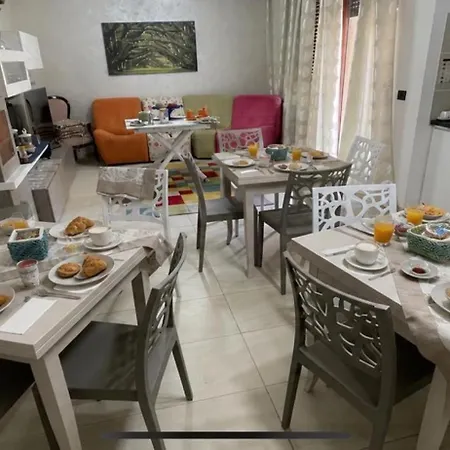 לינה וארוחת בוקר Epipoli 3*